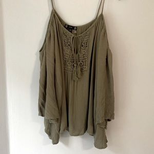 Iris Boho Army Green Quarter Sleeve Off Shoulder Casual Top With Tassels Large